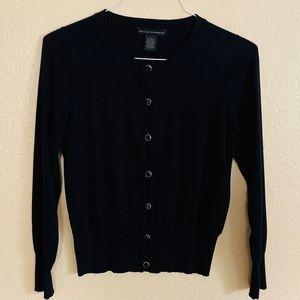Black Sweater Size L